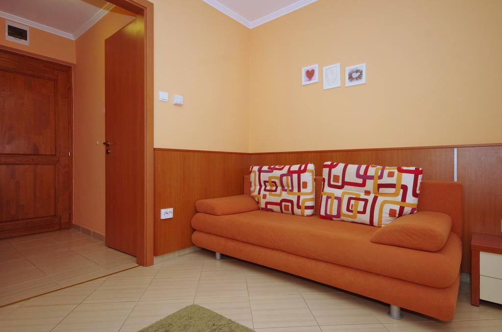Várárok Apartman Gyula Exterior foto