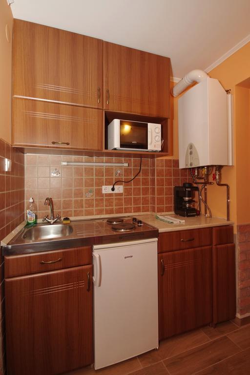 Várárok Apartman Gyula Exterior foto