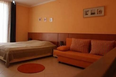Várárok Apartman Gyula Exterior foto